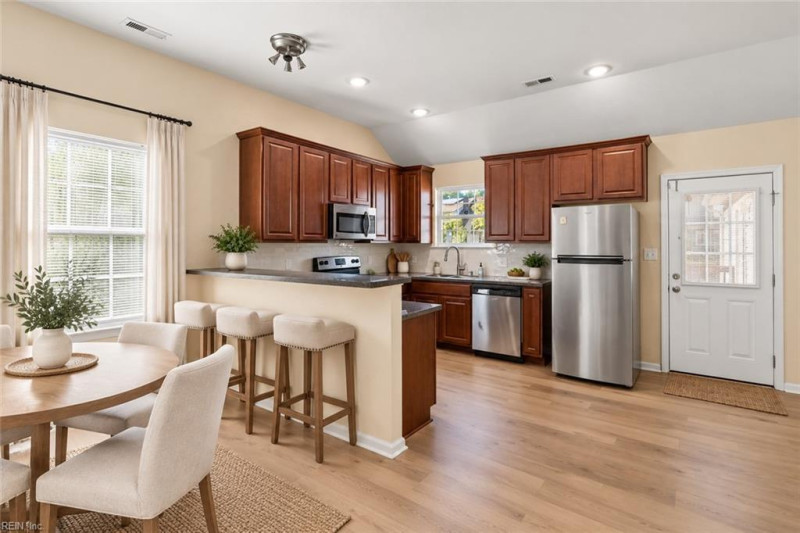 Photo 9 of 48 residential for sale in Norfolk virginia Photo 9 of 48 residential for sale in Norfolk virginia