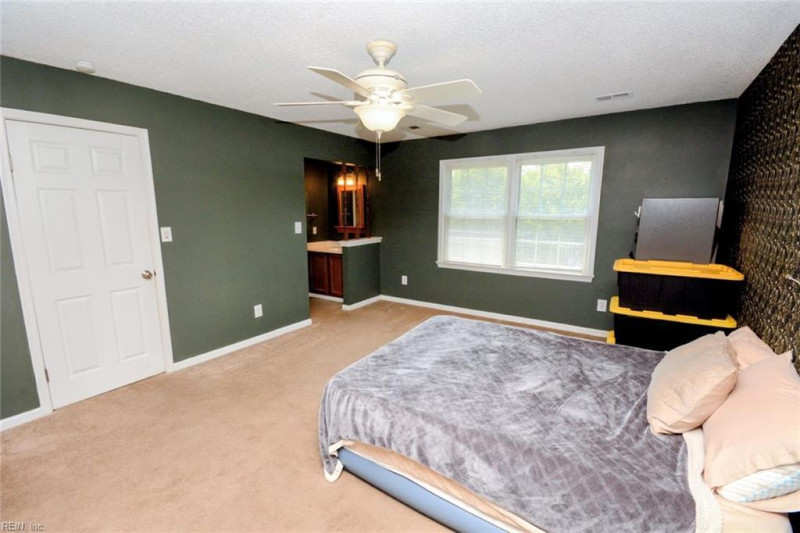 Photo 17 of 46 residential for sale in Chesapeake virginia Photo 17 of 46 residential for sale in Chesapeake virginia