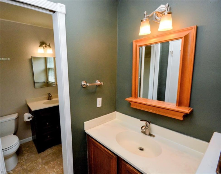 Photo 20 of 46 residential for sale in Chesapeake virginia Photo 20 of 46 residential for sale in Chesapeake virginia