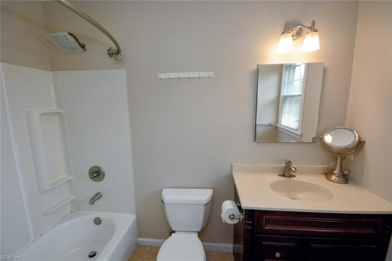 Photo 21 of 46 residential for sale in Chesapeake virginia Photo 21 of 46 residential for sale in Chesapeake virginia