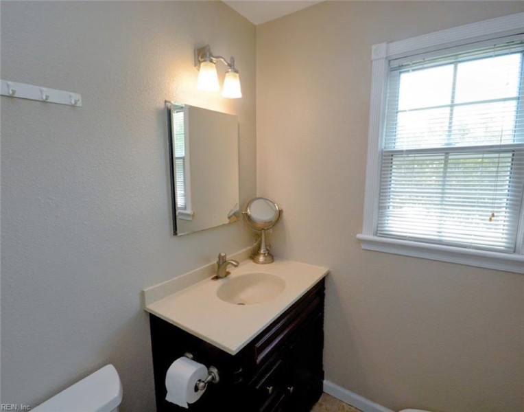 Photo 23 of 46 residential for sale in Chesapeake virginia Photo 23 of 46 residential for sale in Chesapeake virginia