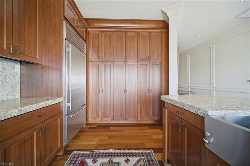 Photo 10 of 37 residential for sale in Norfolk virginia