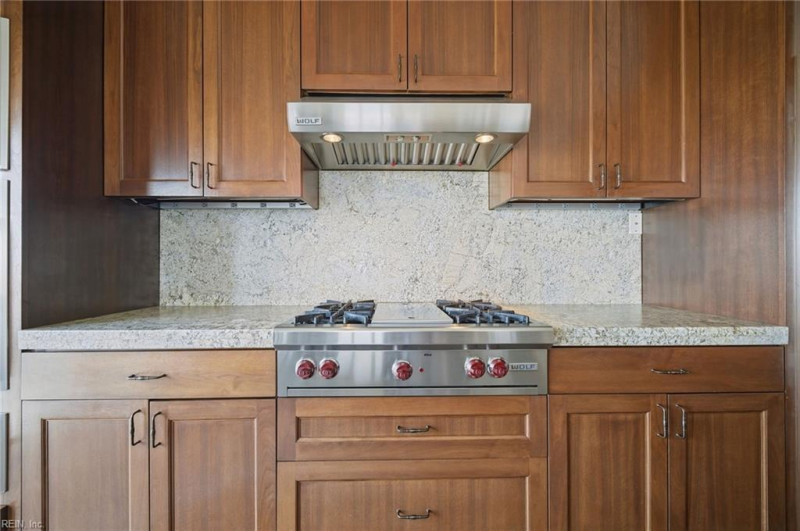 Photo 8 of 37 residential for sale in Norfolk virginia