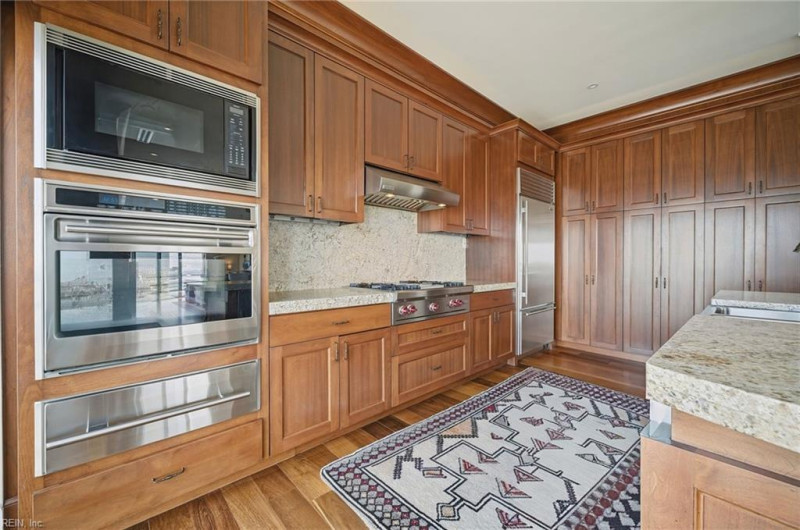 Photo 9 of 37 residential for sale in Norfolk virginia