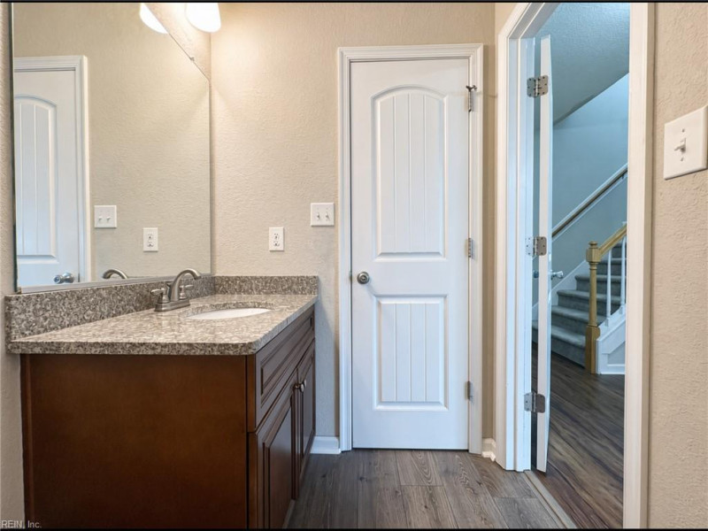 Photo 17 of 47 residential for sale in Chesapeake virginia Photo 17 of 47 residential for sale in Chesapeake virginia
