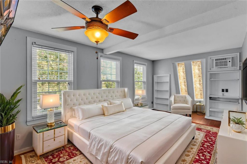Photo 31 of 49 residential for sale in Norfolk virginia