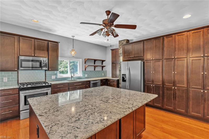 Photo 8 of 49 residential for sale in Norfolk virginia