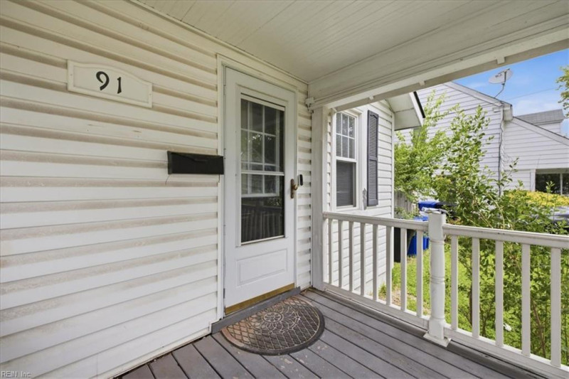 Photo 3 of 29 residential for sale in Portsmouth virginia
