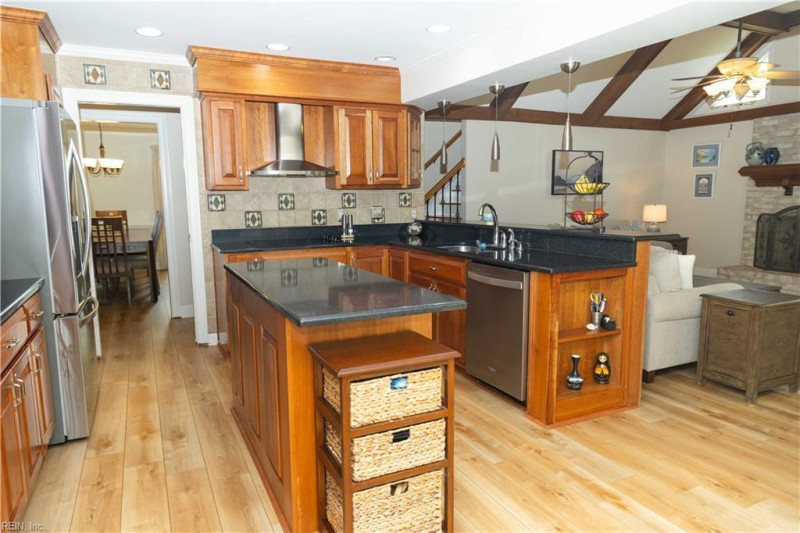 Photo 9 of 46 residential for sale in Chesapeake virginia Photo 9 of 46 residential for sale in Chesapeake virginia