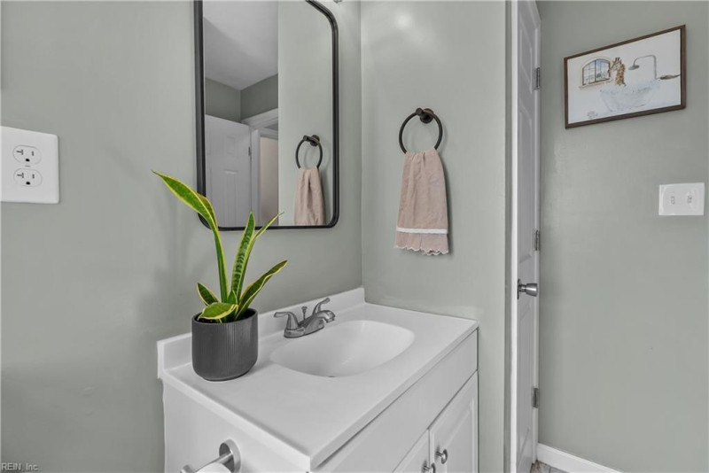 Photo 33 of 44 residential for sale in Norfolk virginia Photo 33 of 44 residential for sale in Norfolk virginia