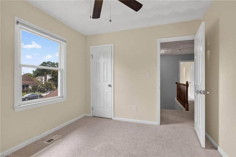 Photo 20 of 36 residential for sale in Virginia Beach virginia