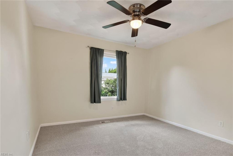Photo 21 of 36 residential for sale in Virginia Beach virginia