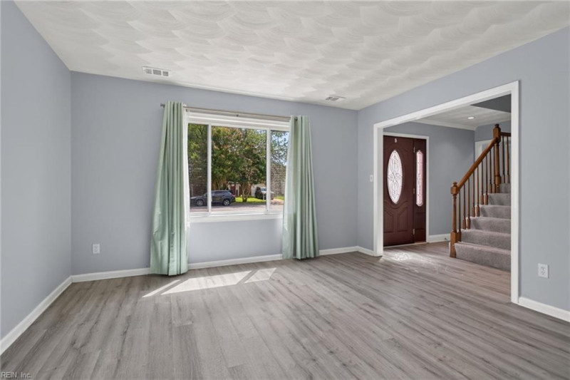 Photo 6 of 36 residential for sale in Virginia Beach virginia