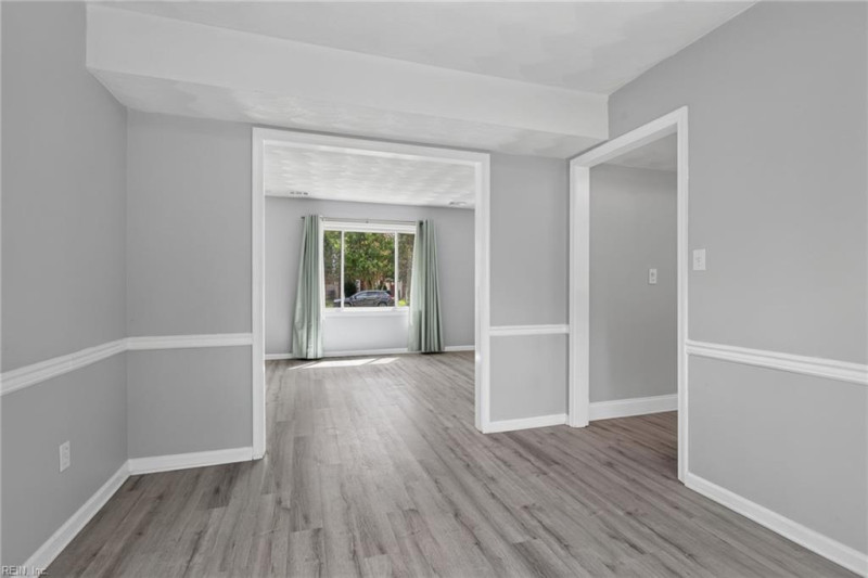 Photo 8 of 36 residential for sale in Virginia Beach virginia
