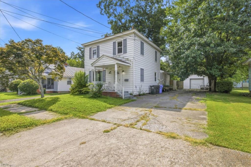 Photo 1 of 14 residential for sale in Suffolk virginia