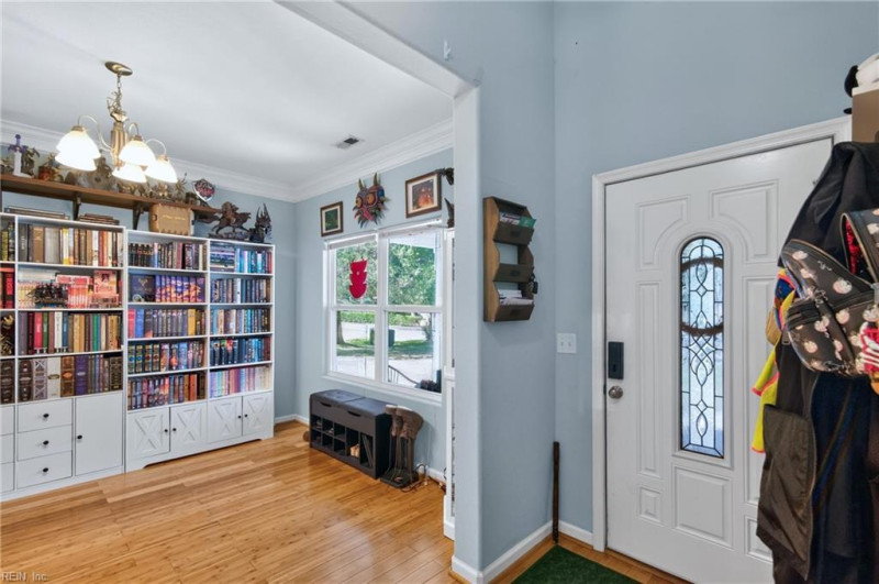 Photo 10 of 39 residential for sale in Norfolk virginia