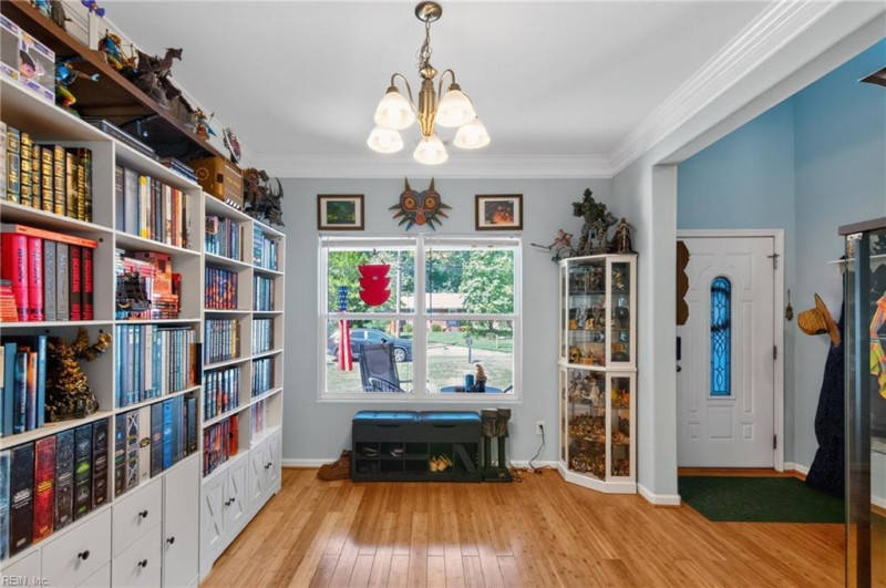 Photo 12 of 39 residential for sale in Norfolk virginia