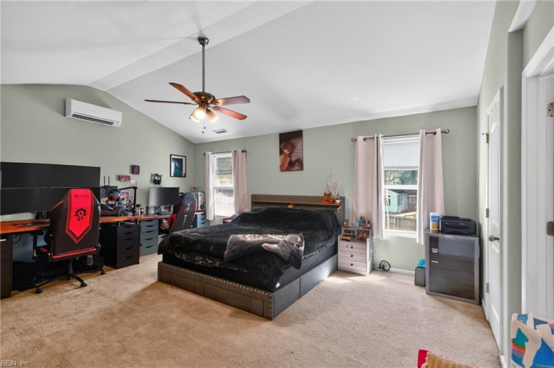 Photo 14 of 39 residential for sale in Norfolk virginia