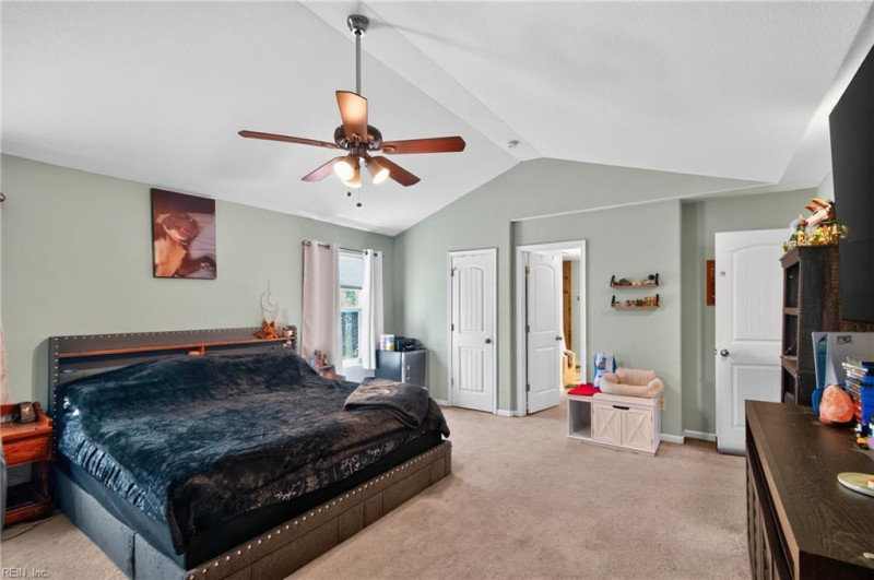 Photo 17 of 39 residential for sale in Norfolk virginia