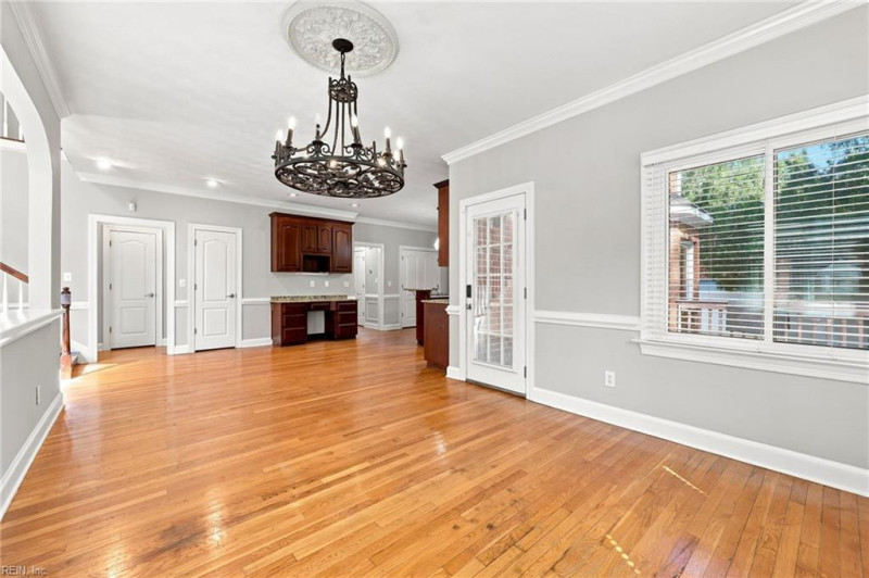 Photo 11 of 50 residential for sale in Chesapeake virginia Photo 11 of 50 residential for sale in Chesapeake virginia