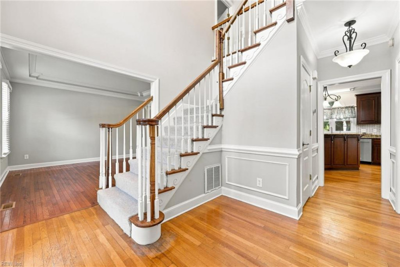 Photo 3 of 50 residential for sale in Chesapeake virginia Photo 3 of 50 residential for sale in Chesapeake virginia