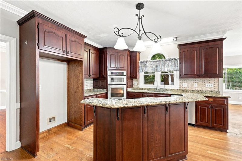 Photo 9 of 50 residential for sale in Chesapeake virginia Photo 9 of 50 residential for sale in Chesapeake virginia