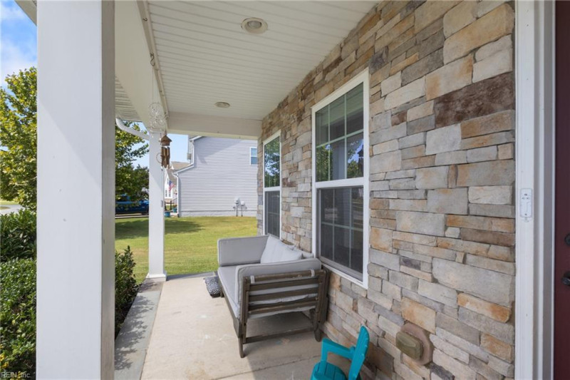 Photo 5 of 50 residential for sale in Gloucester County virginia