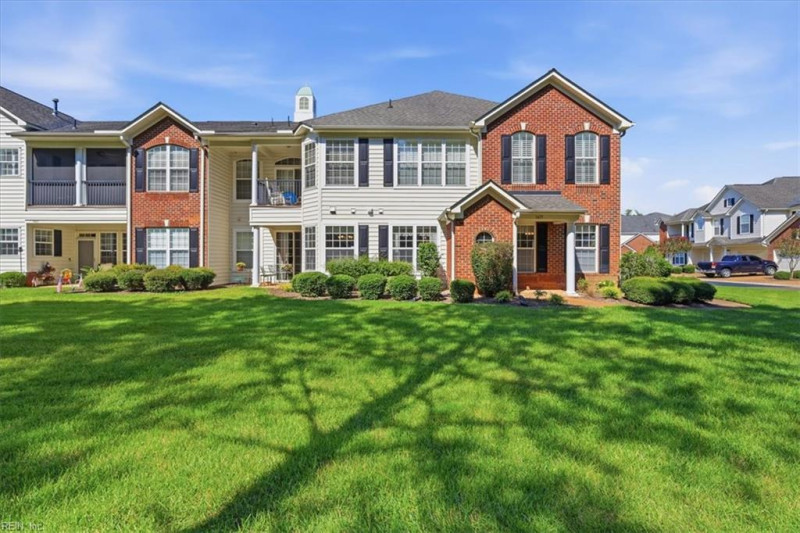 Photo 1 of 34 residential for sale in Virginia Beach virginia