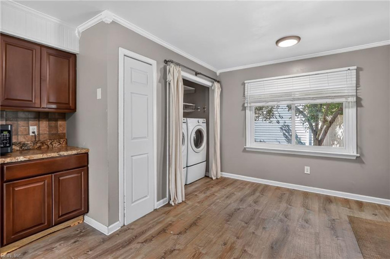 Photo 11 of 26 residential for sale in Virginia Beach virginia