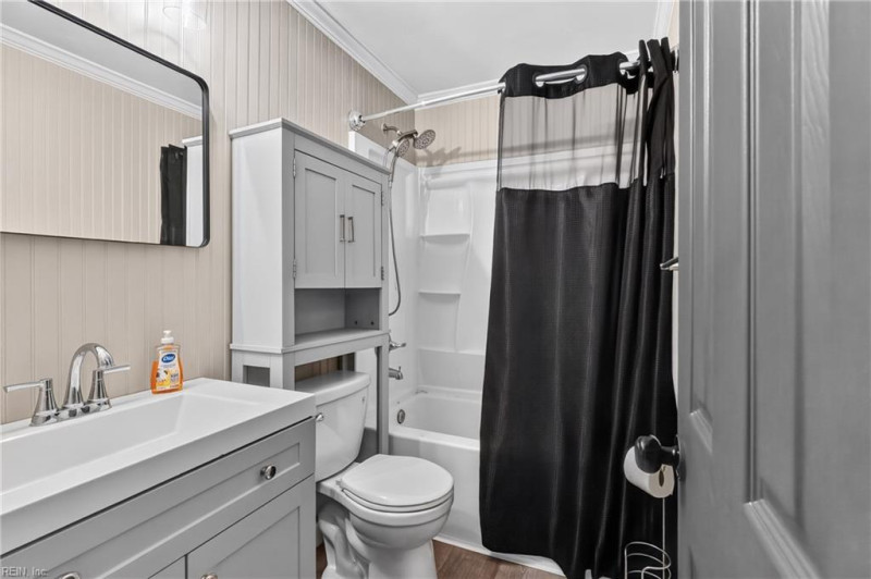 Photo 15 of 26 residential for sale in Virginia Beach virginia