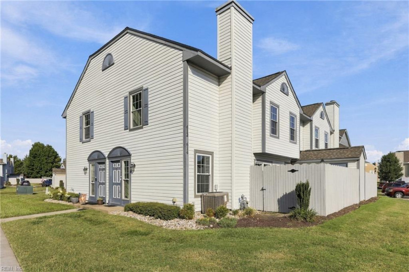 Photo 1 of 38 residential for sale in Chesapeake virginia Photo 1 of 38 residential for sale in Chesapeake virginia