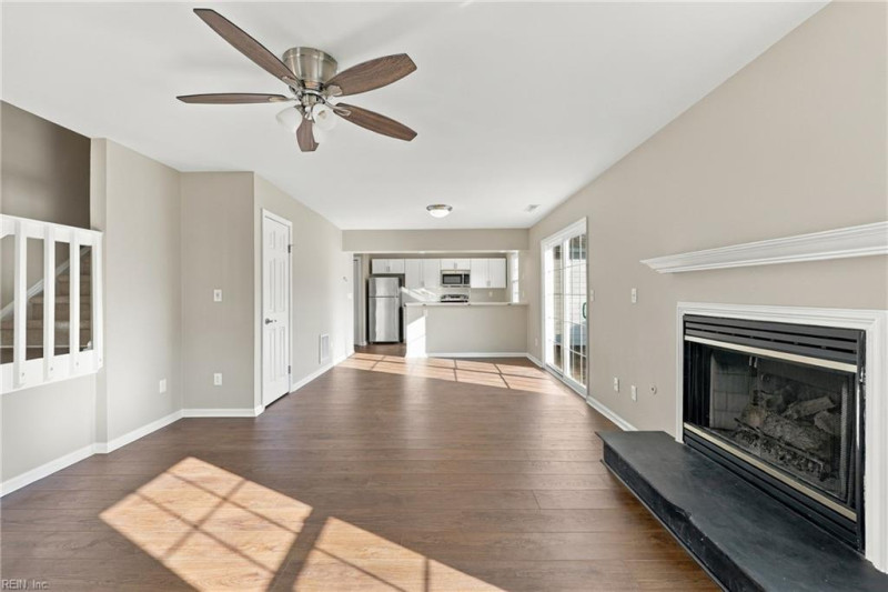 Photo 7 of 38 residential for sale in Chesapeake virginia Photo 7 of 38 residential for sale in Chesapeake virginia