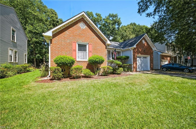 Photo 2 of 50 residential for sale in Chesapeake virginia