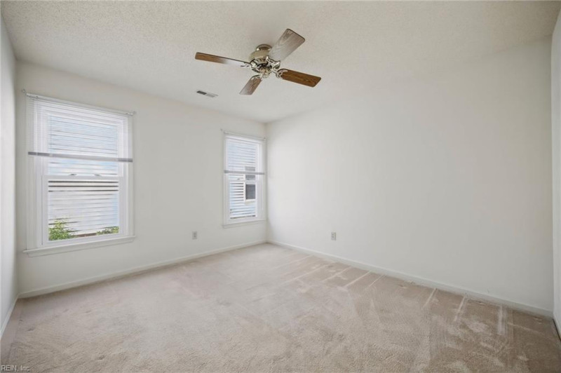 Photo 20 of 50 residential for sale in Chesapeake virginia