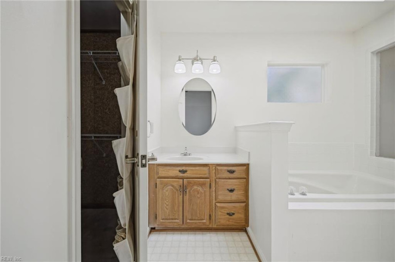 Photo 28 of 50 residential for sale in Chesapeake virginia
