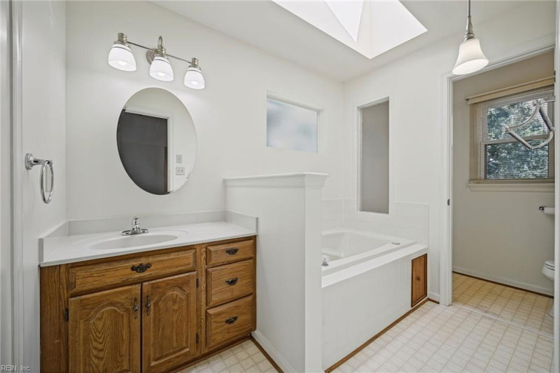 Photo 29 of 50 residential for sale in Chesapeake virginia
