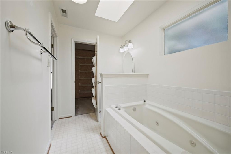 Photo 30 of 50 residential for sale in Chesapeake virginia