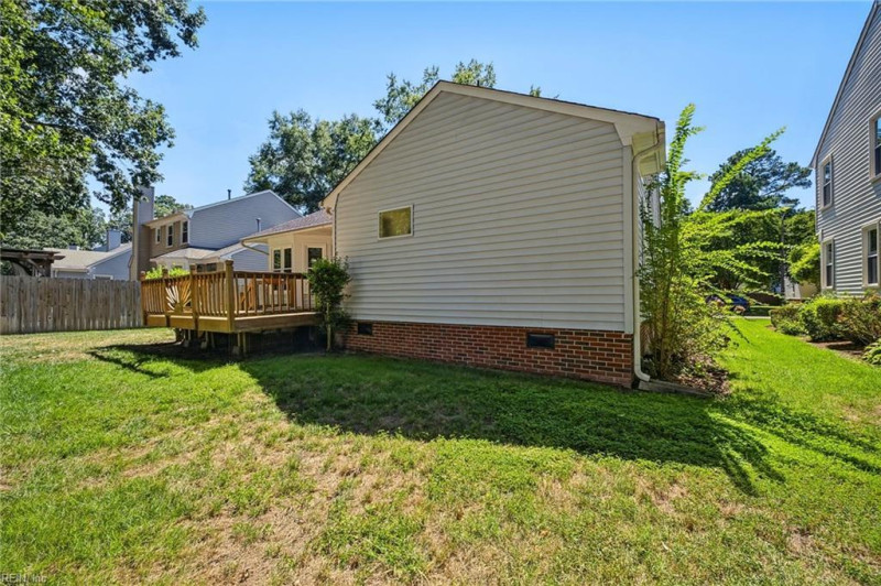 Photo 41 of 50 residential for sale in Chesapeake virginia