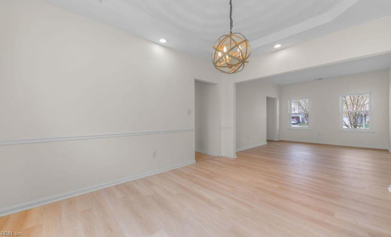 Photo 7 of 46 residential for sale in Virginia Beach virginia