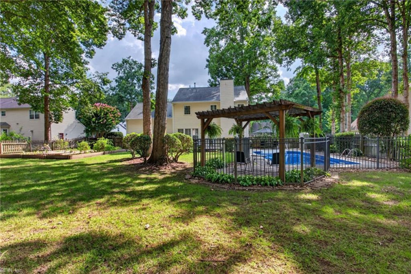 Photo 37 of 44 residential for sale in Chesapeake virginia Photo 37 of 44 residential for sale in Chesapeake virginia
