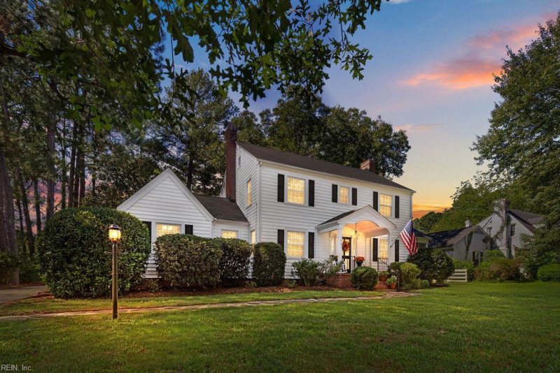 Photo 1 of 48 residential for sale in Franklin virginia