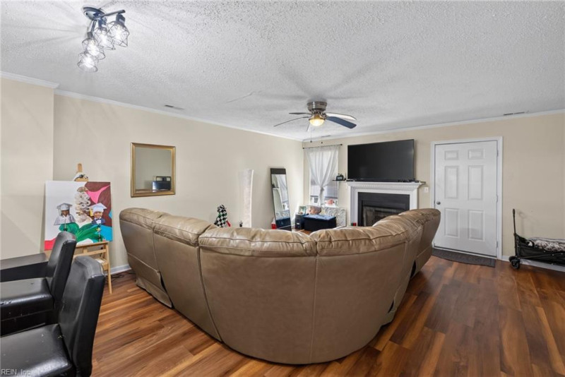 Photo 8 of 25 residential for sale in Chesapeake virginia Photo 8 of 25 residential for sale in Chesapeake virginia