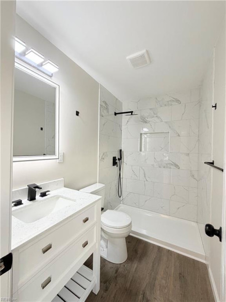 Photo 8 of 18 residential for sale in Newport News virginia