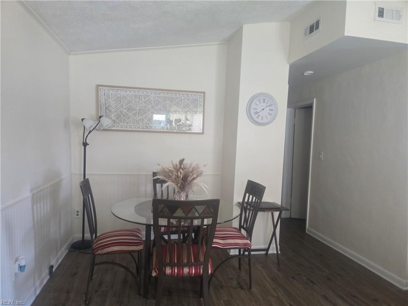 Photo 7 of 22 residential for sale in Chesapeake virginia Photo 7 of 22 residential for sale in Chesapeake virginia