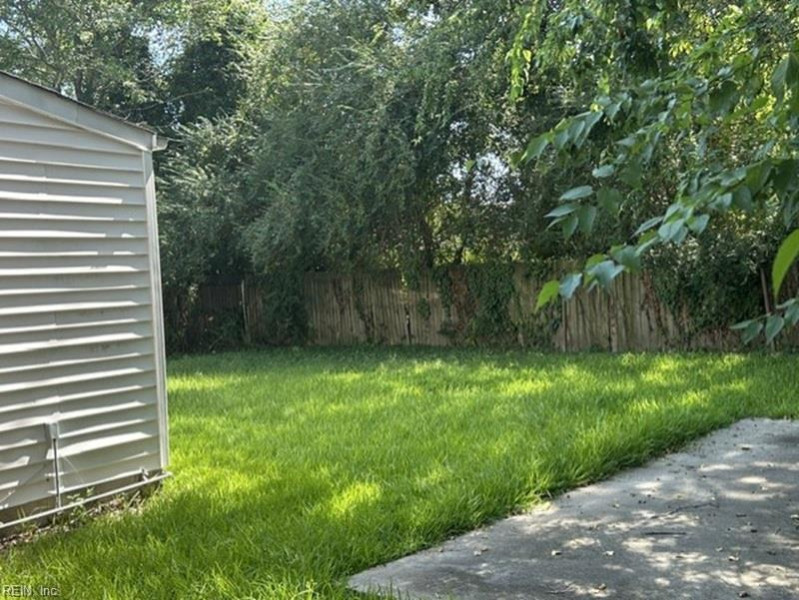 Photo 4 of 10 residential for sale in Norfolk virginia