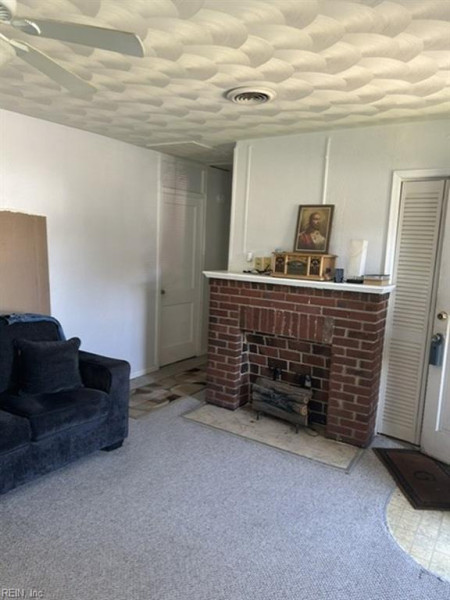 Photo 6 of 10 residential for sale in Norfolk virginia