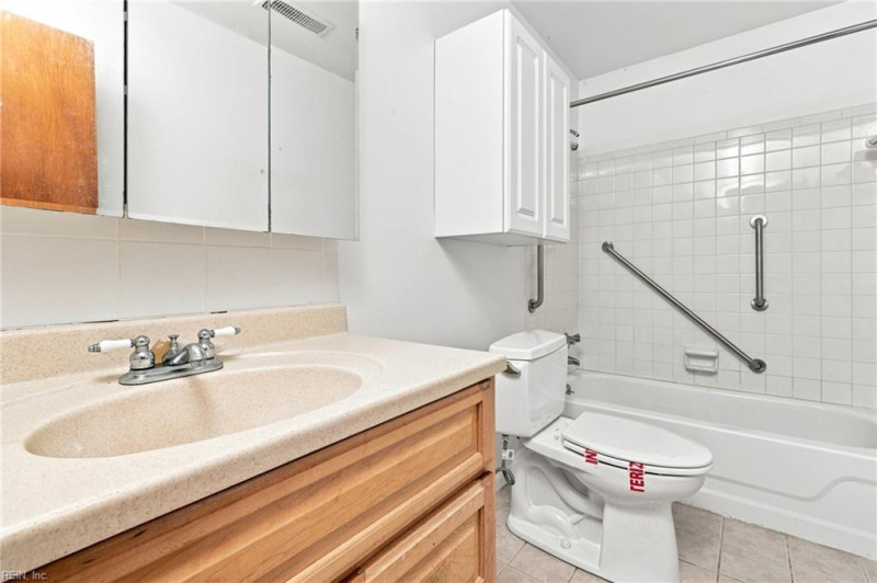 Photo 19 of 27 residential for sale in Virginia Beach virginia