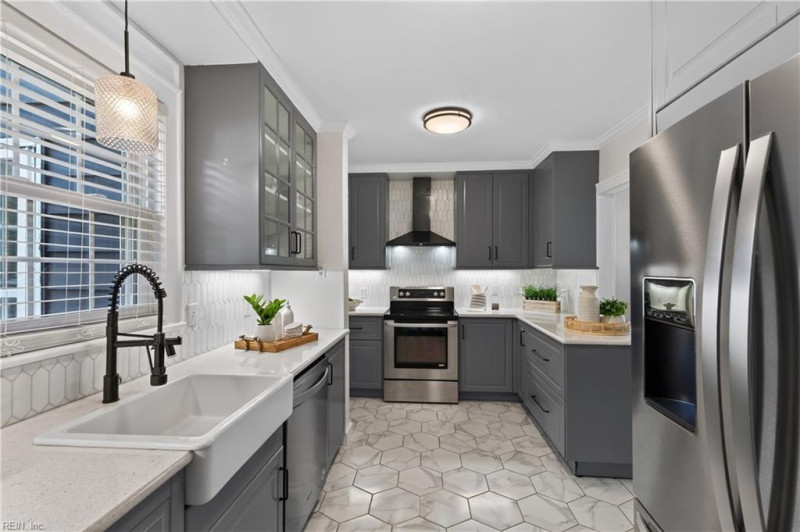 Photo 11 of 35 residential for sale in Norfolk virginia