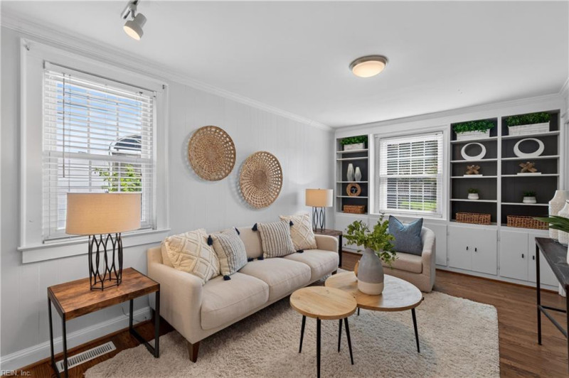 Photo 14 of 35 residential for sale in Norfolk virginia