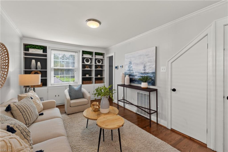 Photo 15 of 35 residential for sale in Norfolk virginia
